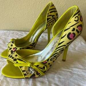 Sarah Jayne Neon Yellow Leopard Print Peep-Toe Heels with Bow Charm